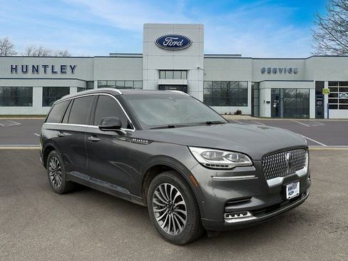 Used 2023 Lincoln Aviator Reserve w/ Equipment Group 201A image 4