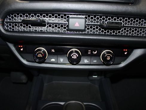 Used 2024 Honda HR-V Sport image 15