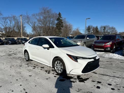 Used 2023 Toyota Corolla LE image 15