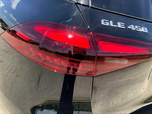 New 2025 Mercedes-Benz GLE 450 GLE 450 image 6