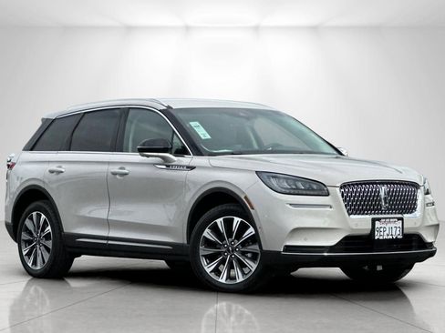 Used 2022 Lincoln Corsair Reserve w/ Elements Package image 1