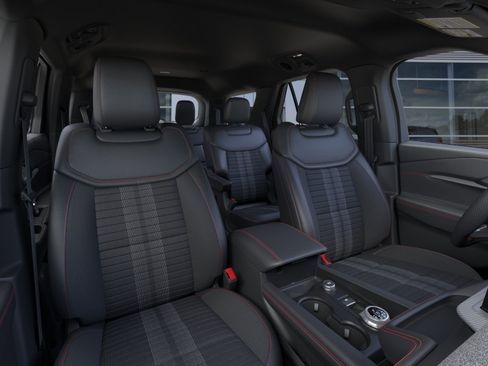 New 2026 Ford Explorer ST-Line w/ ST-Line Street Pack RWD image 10
