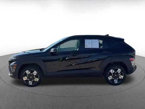 Used 2025 Hyundai Kona SEL AWD/4WD image 7