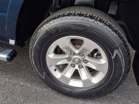 Used 2019 RAM 1500 Laramie RWD image 9