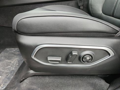 New 2026 Jeep Grand Wagoneer Limited image 19