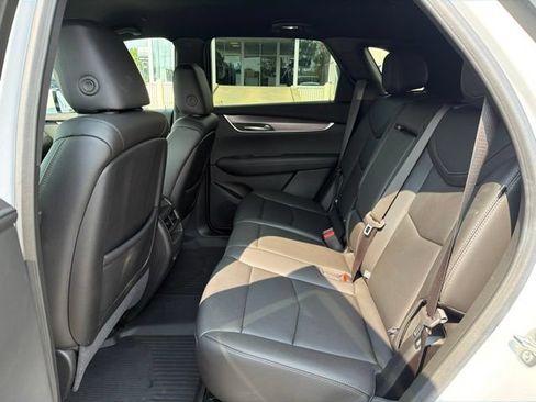 Used 2024 Cadillac XT5 Luxury w/ LPO, Floor Liner Package AWD/4WD image 24
