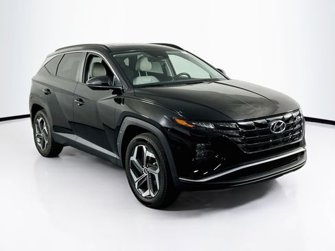 Used 2023 Hyundai Tucson SEL w/ Convenience Package AWD/4WD image 3