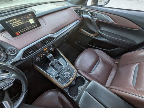 Used 2017 MAZDA CX-9 Signature image 15
