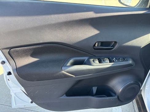Used 2025 Nissan Kicks Play S image 16