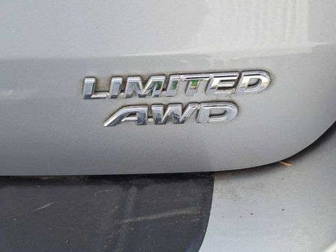 Used 2014 Toyota Sienna Limited w/ Limited Premium Package AWD/4WD image 3