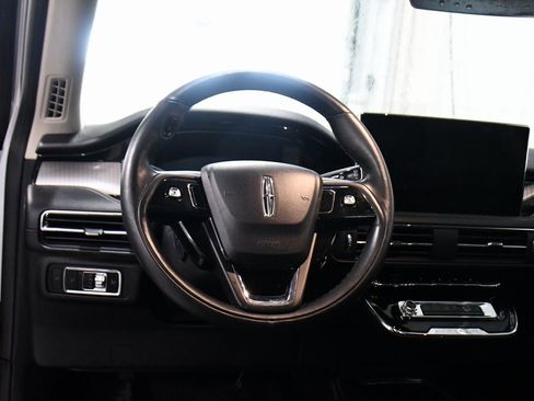 Used 2023 Lincoln Corsair Reserve w/ Equipment Group 201A image 12