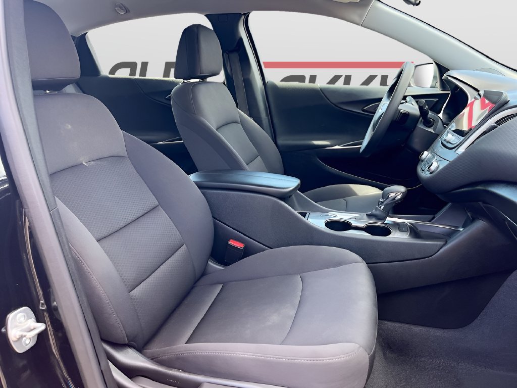 Used 2024 Chevrolet Malibu LT FWD image 27