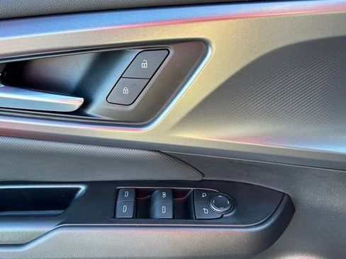 Used 2024 Chevrolet Equinox EV RS image 21