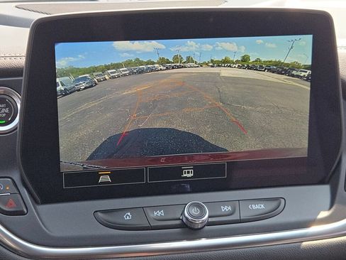 Used 2023 Chevrolet Blazer LT w/ Driver Confidence Package AWD/4WD image 9