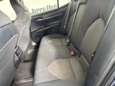 Used 2020 Toyota Camry LE w/ Convenience Package image 21