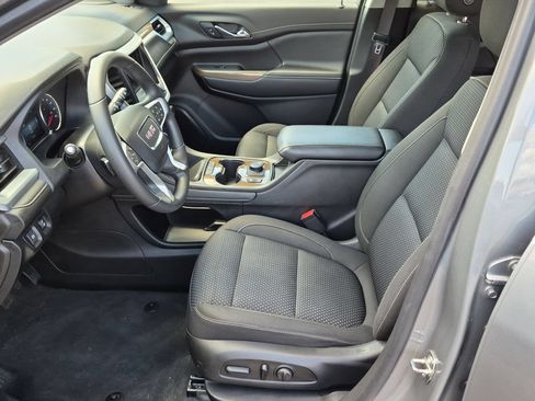 Certified 2023 GMC Acadia SLE w/ Driver Convenience Package FWD image 18