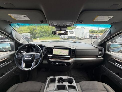 Used 2023 GMC Sierra 1500 Elevation AWD/4WD image 8