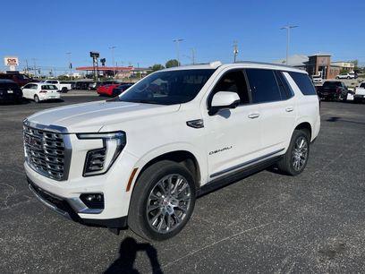 Used 2025 GMC Yukon Denali w/ Sun & Power Step Package