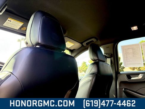 Used 2024 Ford Escape ST-Line image 18