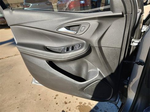 Used 2023 Buick Encore GX Preferred w/ Cold Weather Comfort Package image 13