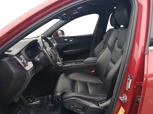 Used 2018 Volvo XC60 T6 Inscription w/ Convenience Package image 9