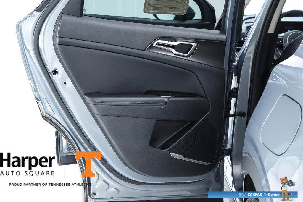 Used 2023 Kia Sportage EX FWD image 17