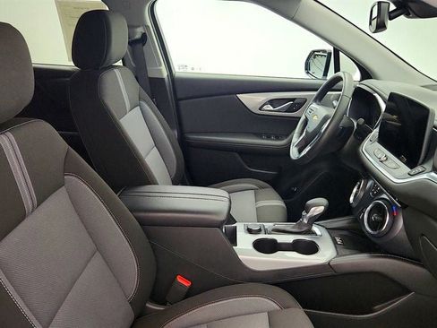 Used 2024 Chevrolet Blazer LT w/ Convenience Package FWD image 24