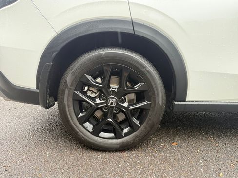 Certified 2024 Honda HR-V Sport image 23