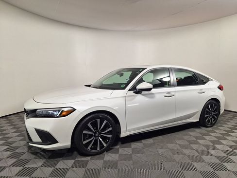 Used 2023 Honda Civic EX-L image 1