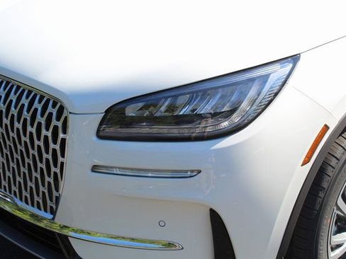 New 2026 Lincoln Corsair Premiere AWD/4WD image 9