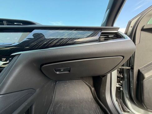 Certified 2024 Cadillac XT6 Premium Luxury w/ LPO, Floor Liner Package AWD/4WD image 29