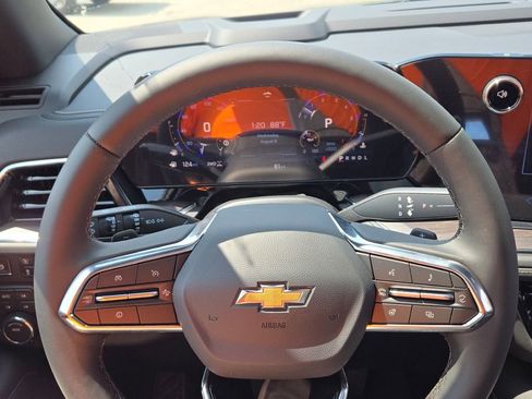 New 2025 Chevrolet Suburban Premier w/ Sun And Tow Package image 35