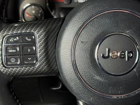Used 2017 Jeep Wrangler Unlimited Sport w/ Connectivity Group AWD/4WD image 26