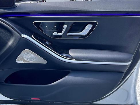 Used 2023 Mercedes-Benz S 500 4MATIC w/ AMG Line image 22