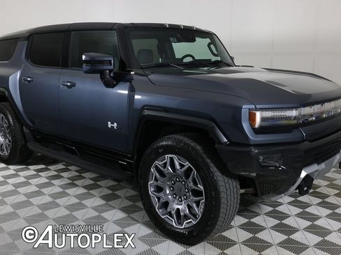 Used 2025 GMC Hummer EV 3X w/ LPO, Cargo Utility Package AWD/4WD image 3