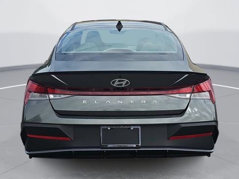 New 2026 Hyundai Elantra Sport FWD image 6
