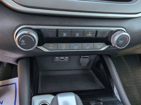 Used 2023 Nissan Altima 2.5 SR FWD image 23