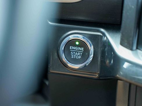 Used 2022 Ford F150 XLT w/ Equipment Group 302A High image 41