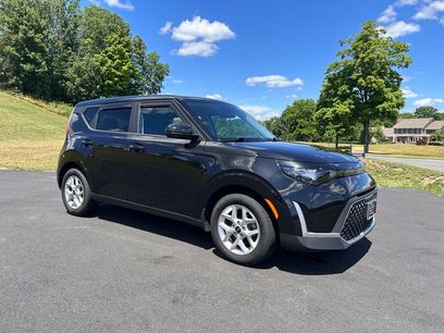 Used 2023 Kia Soul LX w/ Option Group 015
