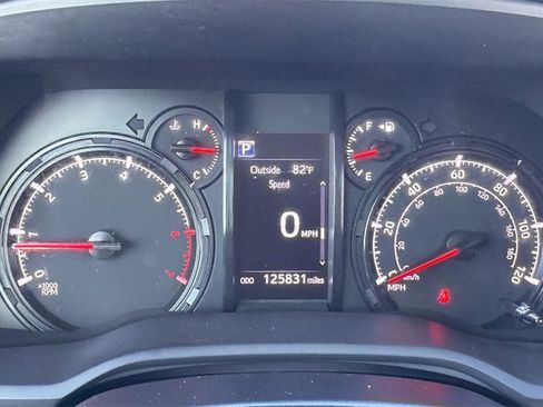 Used 2020 Toyota 4Runner SR5 image 31