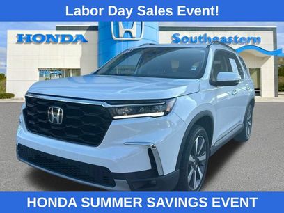 Used 2025 Honda Pilot Touring