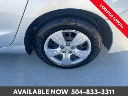 Used 2017 Chevrolet Cruze LS image 11