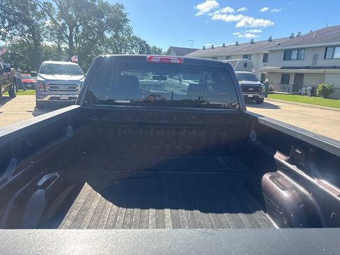 Used 2016 GMC Sierra 1500 SLE w/ SLE Value Package AWD/4WD image 14