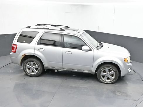 Used 2010 Ford Escape Limited AWD/4WD image 16