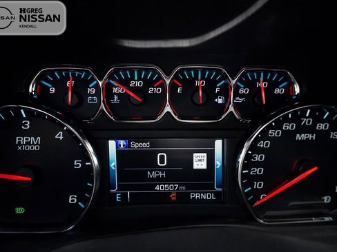 Used 2020 Chevrolet Suburban LT image 10