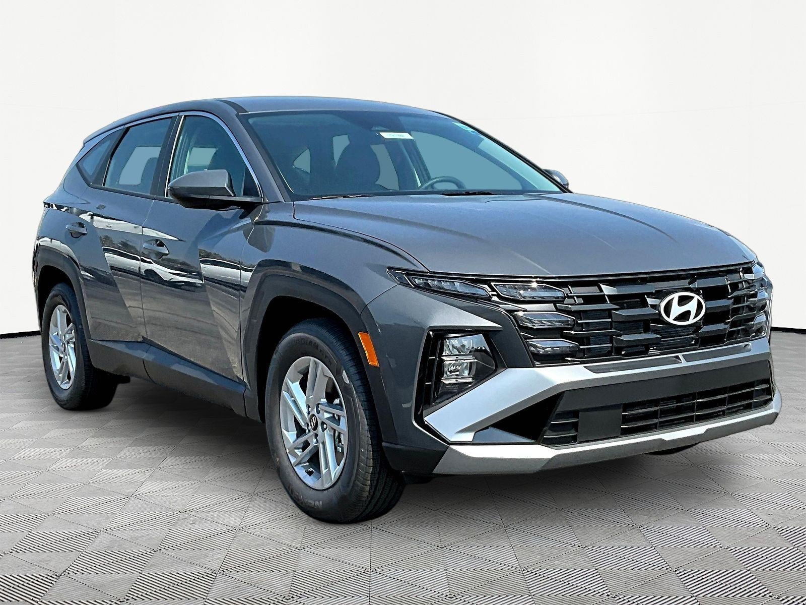 New 2026 Hyundai Tucson SE FWD image 3