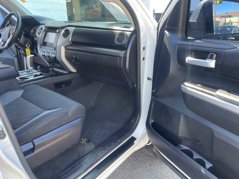 Used 2016 Toyota Tundra SR5 image 18