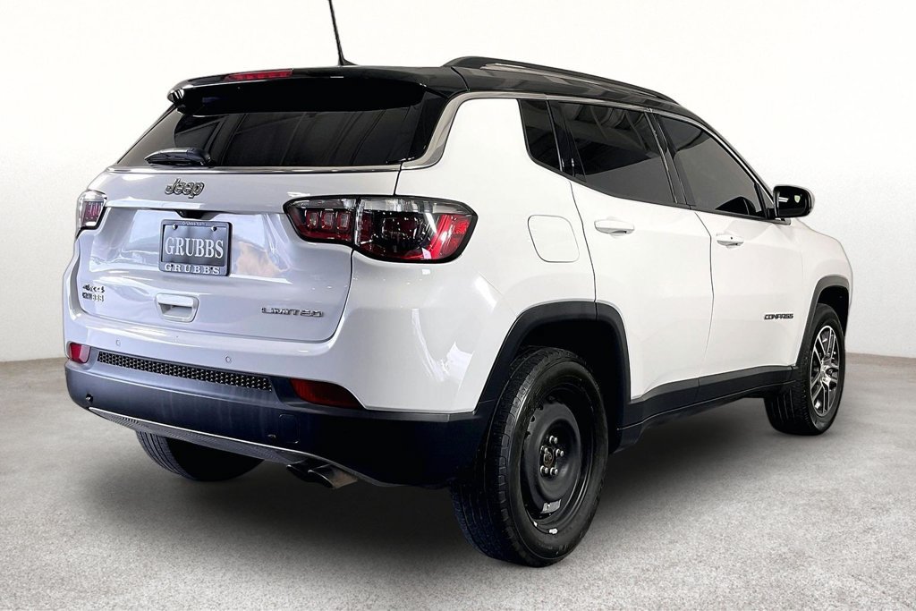 Used 2022 Jeep Compass Limited AWD/4WD image 2