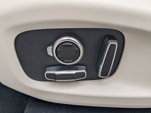 New 2026 Jaguar F-PACE R-Dynamic S image 20