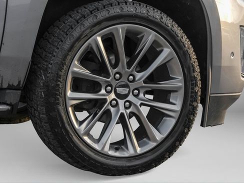 Used 2020 Cadillac Escalade ESV Luxury w/ Escalade Sport Edition image 64